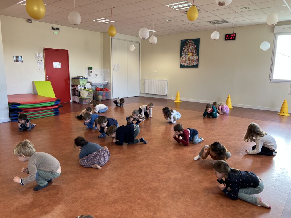 Début du projet danse en maternelles